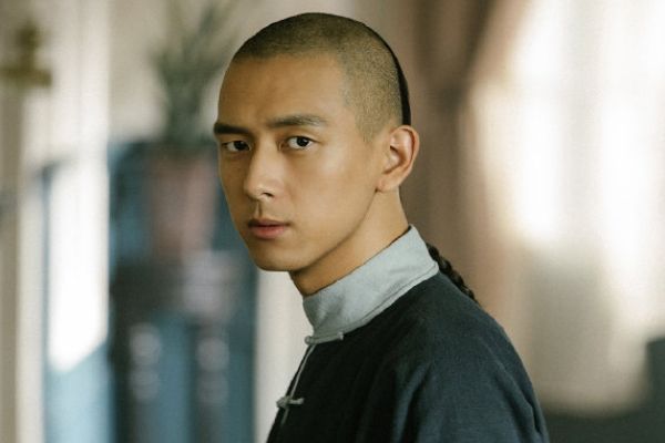 《人生若如初见》贵族青年良乡扮演者是谁?演员李现代表作介绍?