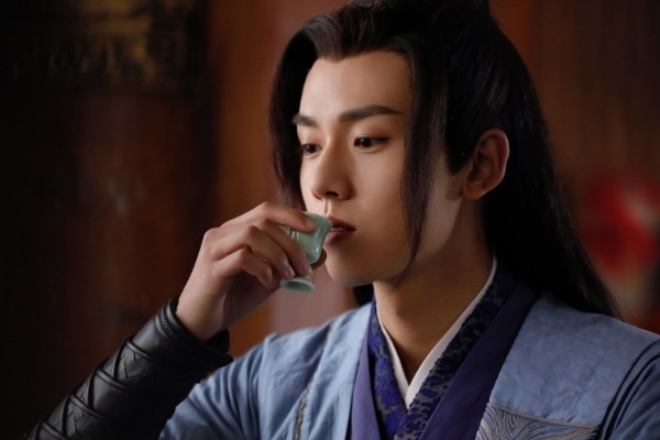 《夜燕白》改编自风弄小说的双男主题材剧?张耀茅子俊首次搭档?