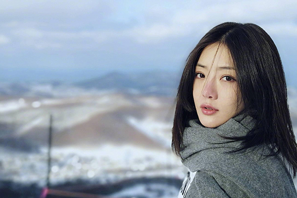 电视剧《玩家》女主周致淑扮演者是邓家佳?男主张云龙得到力捧?