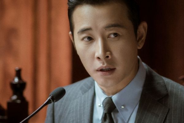 《庭外》两个交叉案件作为故事主线?为何让傅庭和鲁南过来协助?