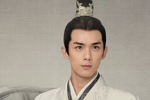 《星汉灿烂》吴磊赵露思以成长愈人心?导演费振翔首次操刀古装剧?