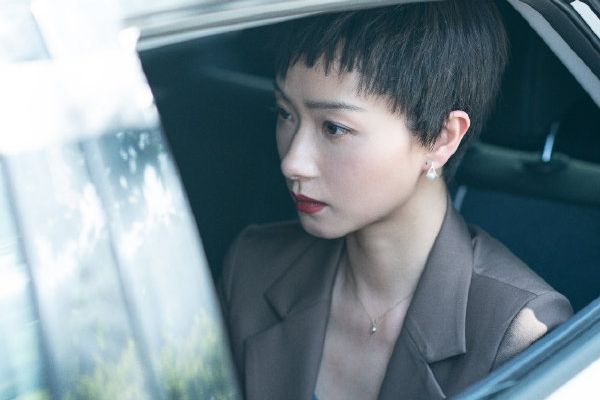 《庭外》两个交叉案件作为故事主线?为何让傅庭和鲁南过来协助?