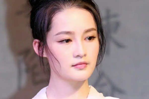 《梦中的那片海》肖战李沁五度联手CP感十足?刘芮麟曹斐然等主演?