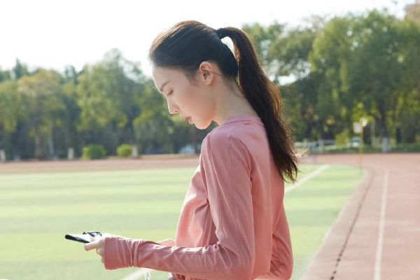 《炽道》改编自Twentine同名竞技类言情小说?讲述竞技爱情故事?