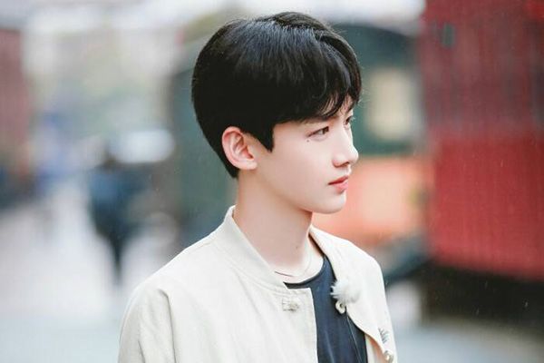 《你是我的城池营垒》是中国版太阳的后裔?白敬亭马思纯主演?