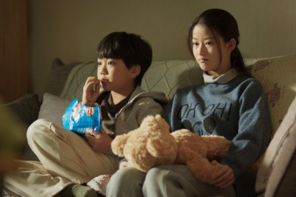 《消失的孩子》许恩怀和杨家人关系如何?许恩怀和杨莫失踪有关?