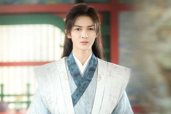 《星河长明》播出时间更新日历?冯绍峰和彭小苒携手导演钟澍佳?