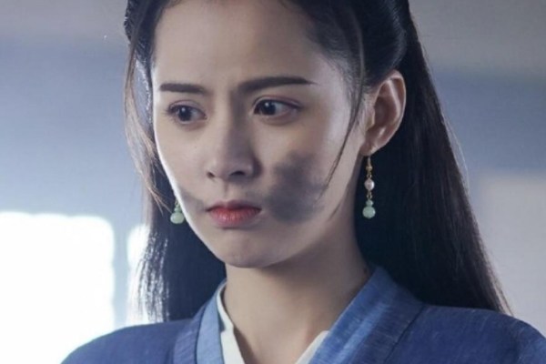 电视剧《武林有骄气》叶兮是谁扮演的?饰演者黄日莹有哪些作品?