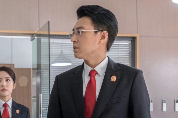 《底线》离婚案小男孩说谎导致方远抑郁?离婚案有真实案件原型?
