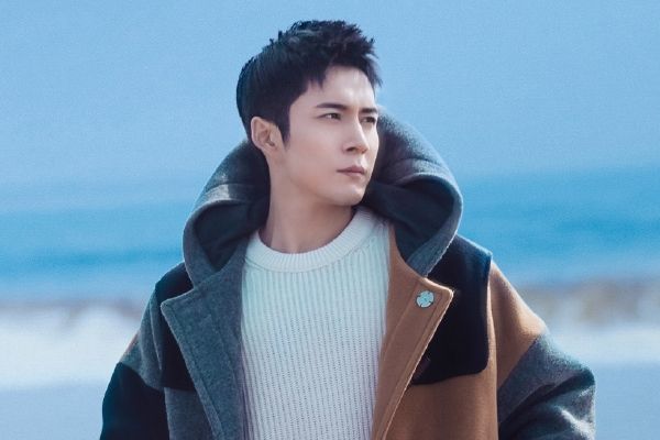 《走起！我的天才街坊》陈潇是谁扮演?演员韩东君有哪些代表作?