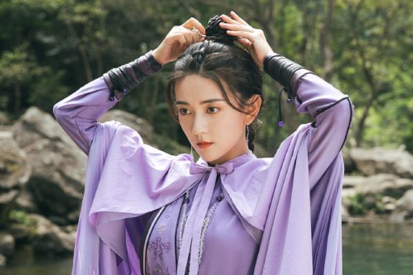《飞狐外传》梁洁饰演袁紫衣的身世?袁紫衣深爱胡斐却皈依佛门?