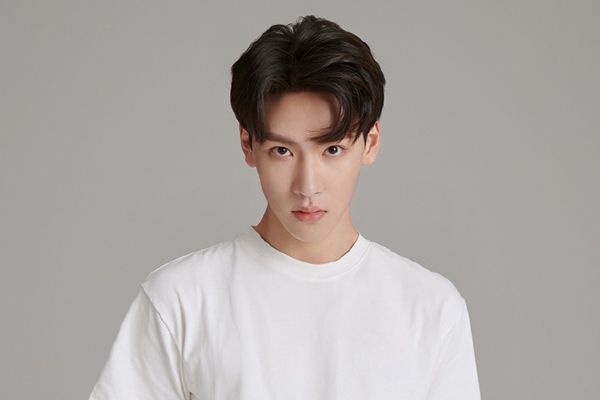 《夫人，大可不必》高梓添饰演的哪个角色?演员高梓添个人资料?