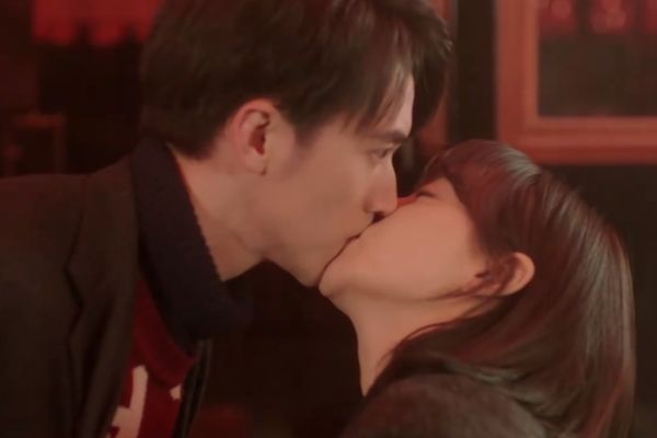 《谁都知道我爱你》演绎宋茜许魏洲配一脸?呈现情感题材新风格?