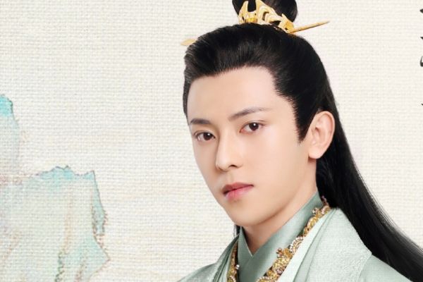 《半城花雨伴君离》男二皇甫宝扮演者是谁?演员符龙飞作品介绍?