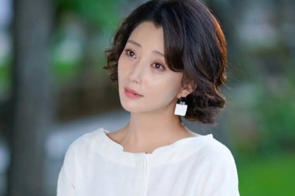 《女人万岁》现实情感剧故事剧情介绍?殷桃刘以豪等演员阵容强?