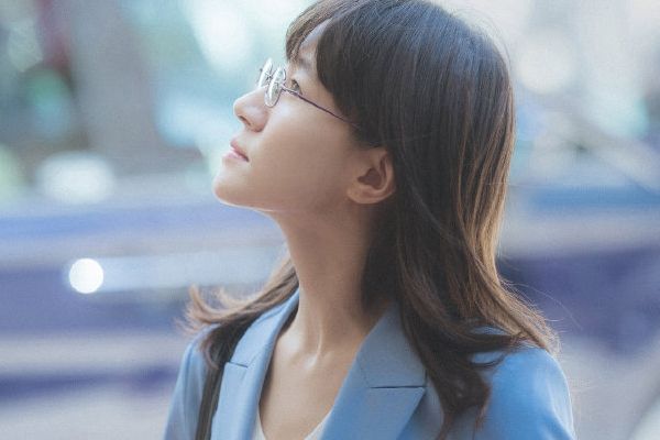 《庭外·落水者》讲述了什么故事?接棒盲区从律师视角切入剧情?