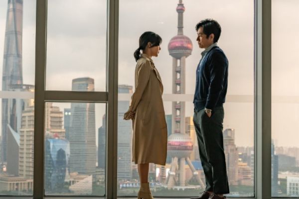 《裸养》故事剧情介绍?以人物成长为内核加入虚拟现实和人工智能?
