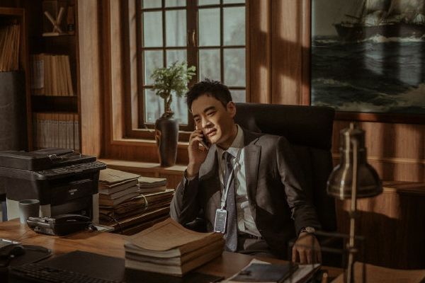 《庭外·落水者》讲述了什么故事?接棒盲区从律师视角切入剧情?
