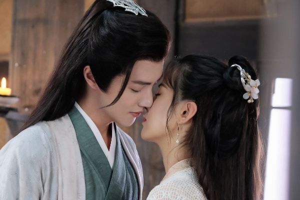 电视剧《错嫁世子妃》演员饰演角色人物关系?黄日莹官鸿首合作?