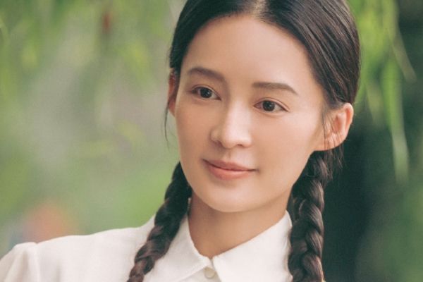 电视剧《梦中的那片海》讲了什么故事?演员肖战和李沁第五次搭档?