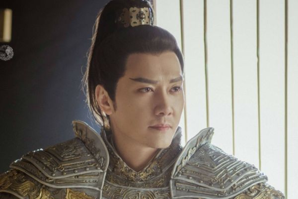 《星河长明》多位编剧共同改编小说?彭小苒再穿红妆梦回东宫?