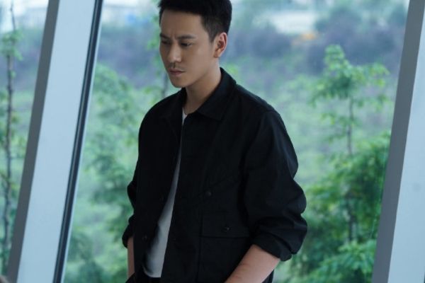 悬疑剧《通天塔》李梦扮演警察房一彤?搭档演员秦俊杰和邓家佳?