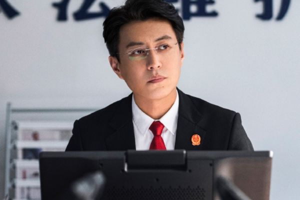 《底线》方远意外卷入校园霸凌案?妻子李小乐为何要和方远离婚?