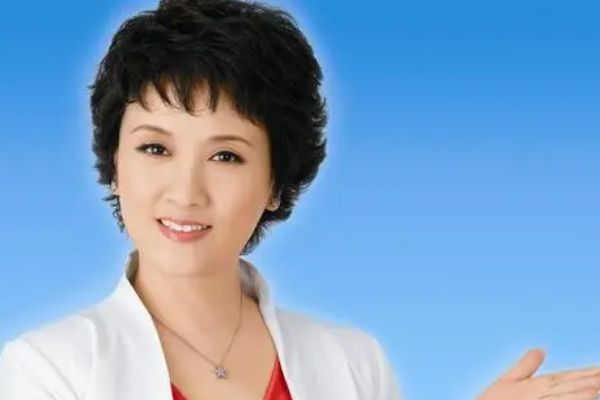 《我的助理六十岁》旧屋改造背后的故事?老戏骨邓婕饰演吴敬芳?