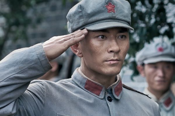 《血战松毛岭》电视剧故事剧情介绍?主演张宁江林鹏的个人资料?