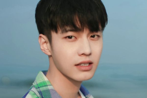 《见面吧就现在》讲了什么故事?导演猫的树携手演员卢洋洋何与?
