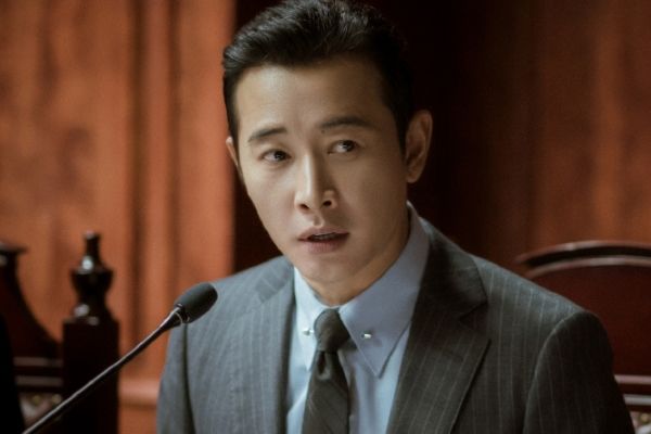 《庭外》通过落水者和盲区2个角度讲述同一案件?故事剧情介绍?